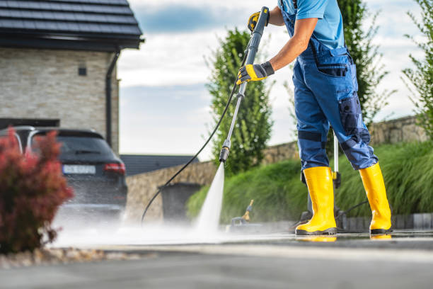 Best Commercial Pressure Washing  in Burgettstown, PA